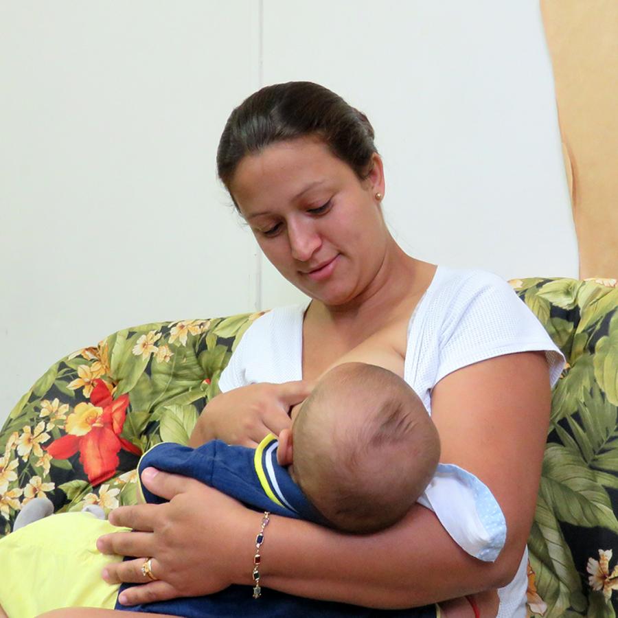 Triagem Neonatal auxiliam mes e fortalecem vnculo familiar