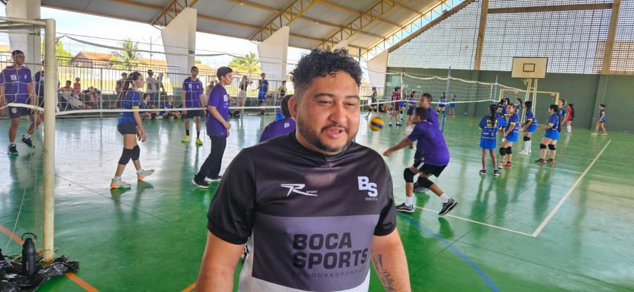 Imagem de Capa: Secretaria de Esportes proporciona dia especial para alunos do projeto Rede de Craques