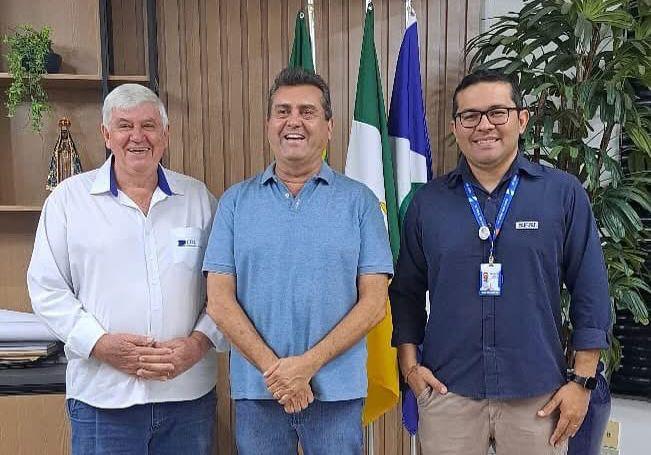 Imagem de Capa: Prefeitura articula com SESI e CDL a instalao de unidade mvel de sade e segurana do trabalho para atendimento s indstrias