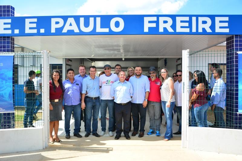 Governador inaugura Escola Estadual Paulo Freire em PVA 