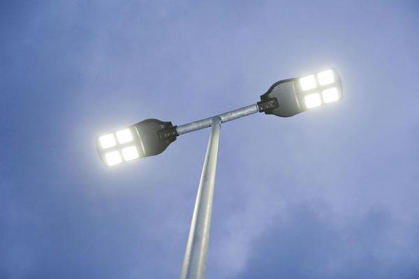 Prefeitura substitui lâmpadas tradicionais por led, na iluminação pública
