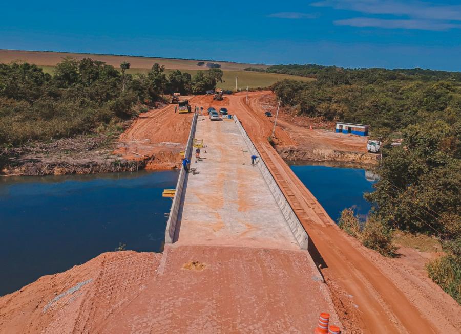 Ponte de concreto sobre o Rio das Mortes teve investimento de R$ 5,5 milhes em Primavera do Leste