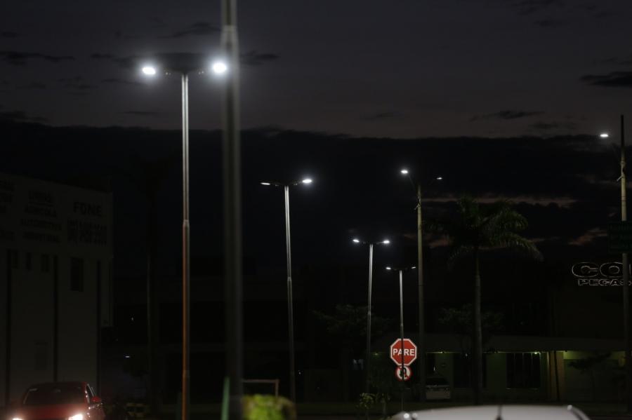  Prefeitura Primavera do Leste lana novo sistema com mais de 3 mil luminrias 