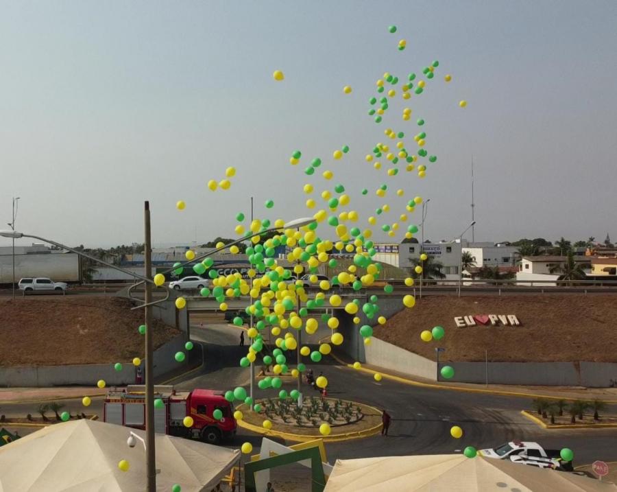 Ato cvico marca bicentenrio da Independncia do Brasil