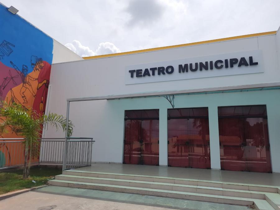 Imagem de Capa: Teatro Municipal de Primavera do Leste será inaugurado nesta quarta (08/02)